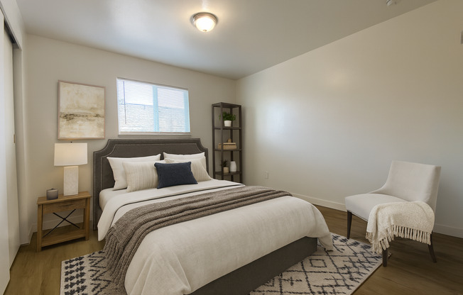 Centrally Located Apartments in Burien!