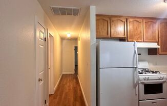 2 beds, 1 bath, 750 sqft, $1,995, Unit 1219 1/2 E St