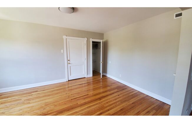2 beds, 1 bath, 850 sqft, $1,595, Unit 404-69