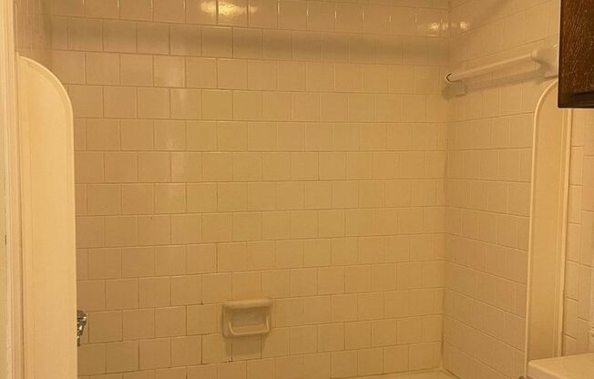 2 beds, 1.5 baths, 950 sqft, $950, Unit 900-3