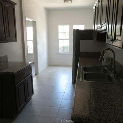 2 beds, 1 bath, 600 sqft, $2,400