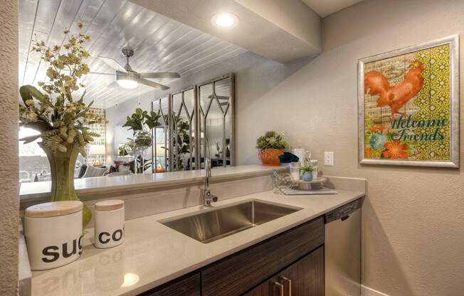 The Icon on Central Apartments in Phoenix, Arizona Model Kitchen