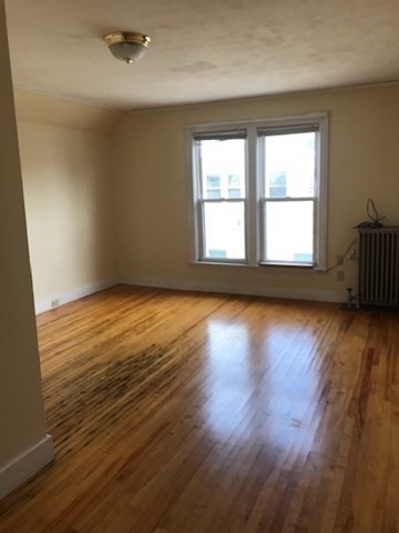 2 beds, 1 bath, 1,500 sqft, $2,150, Unit 3