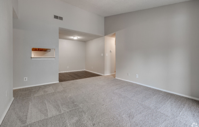 2 beds, 2 baths, 1,000 sqft, $1,110, Unit 1811