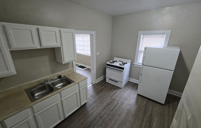 2 Bedroom House