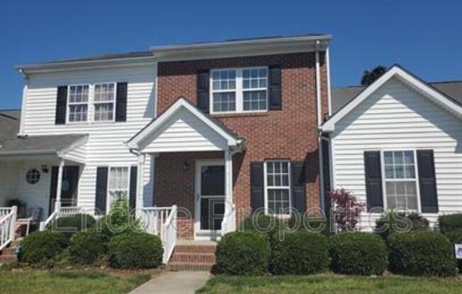 1712 STROLL CIR