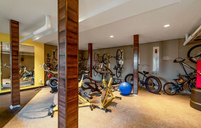 1 bed, 1 bath, 700 sqft, $1,700, Unit 06