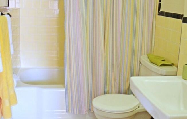 1 bed, 1 bath, 730 sqft, $1,775, Unit 110