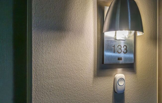 1 bed, 1.5 baths, $2,300, Unit # 133