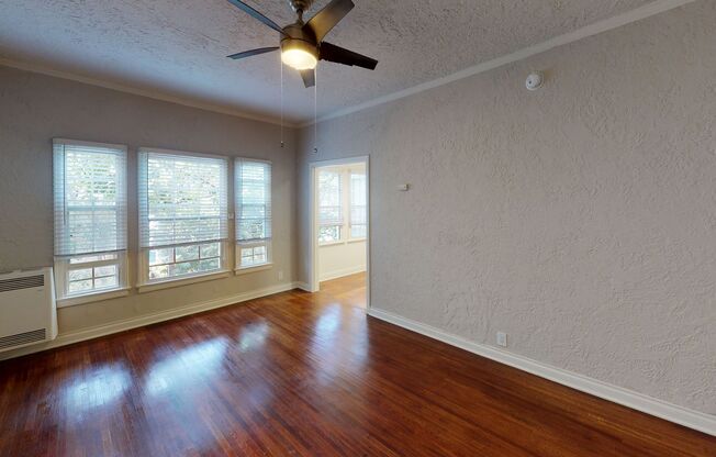 15Th - 2731 W. 15th Apts.