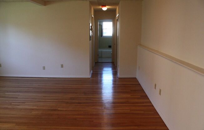 1 bed, 1 bath, 610 sqft, $1,690, Unit 106EM1A