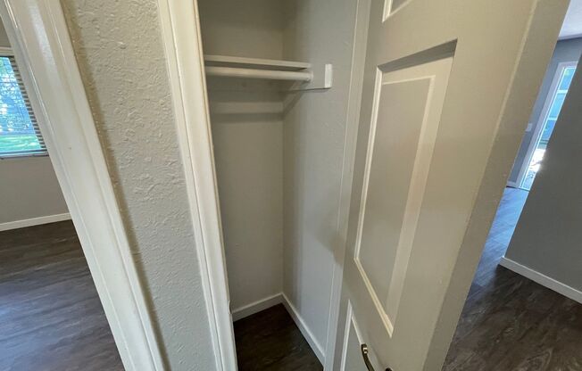 2 beds, 2 baths, 850 sqft, $3,040, Unit 821-15