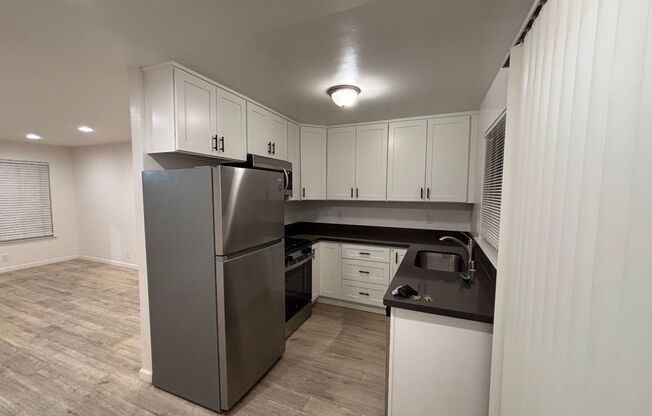 292 - 350 Franciscan Ct