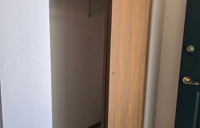 2 beds, 1 bath, 850 sqft, $1,259, Unit PL   7507