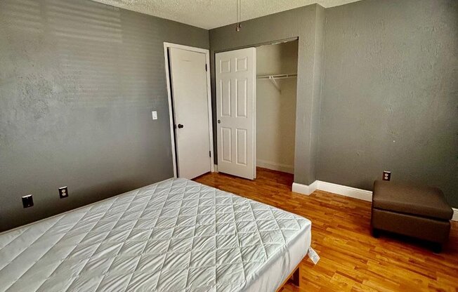 106 CORALWOOD CIR