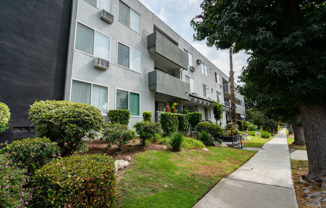 4950 Coldwater Canyon