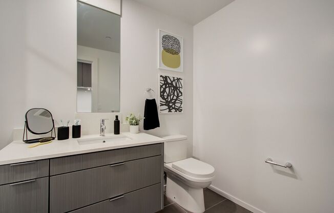 Studio, 1 bath, 430 sqft, $1,850, Unit 812