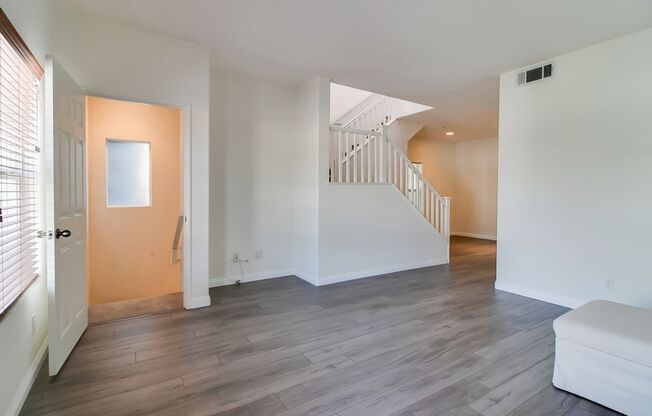 Multi-level Spanish Mission Style 3 Bed 2.5 Bath in Pasadena!