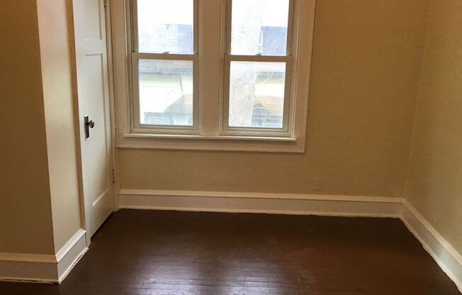 2977-2979 N. 6th St.