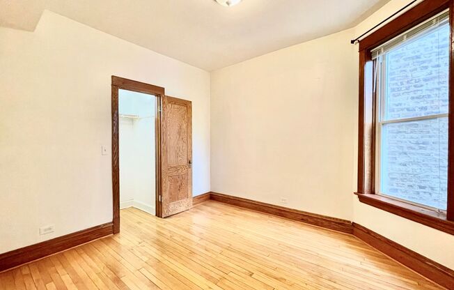 3319 W Pierce