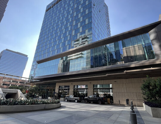 1 bed, 1.5 baths, 780 sqft, $3,000, Unit 701