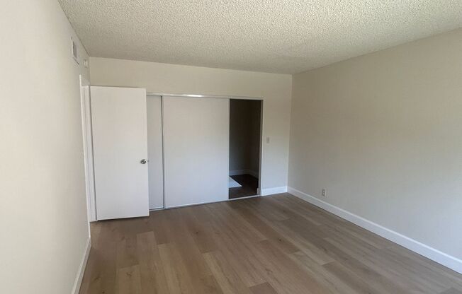 2 beds, 1.5 baths, $2,295, Unit # #I