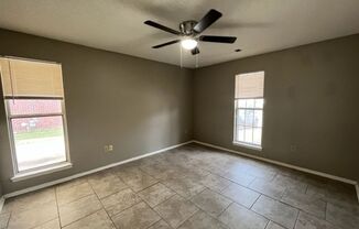 3 beds, 2 baths, $1,425