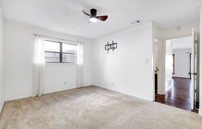 1 bed, 1 bath, $1,100