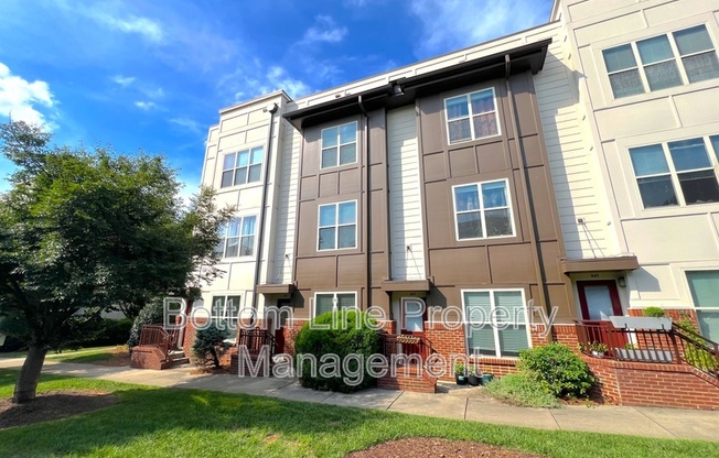 841 SEIGLE PT DR