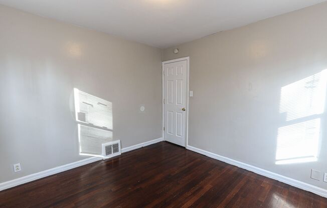 3 beds, 1 bath, $1,175