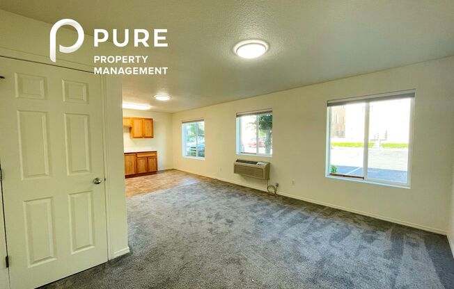 2 beds, 1 bath, $1,350, Unit 7