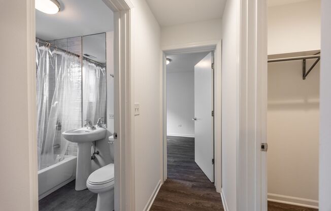 1 bed, 1 bath, $1,725, Unit 604