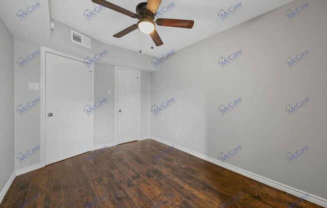 1 bed, 1 bath, 550 sqft, $900, Unit 323