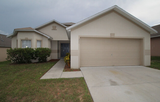 3 beds, 2 baths, $1,895