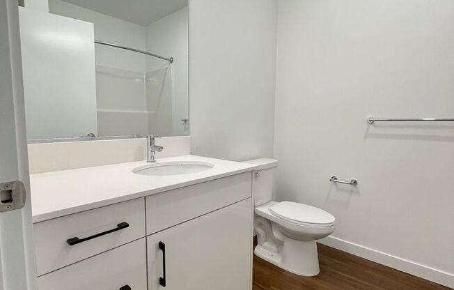 1 bed, 1 bath, 674 sqft, $2,445, Unit 310