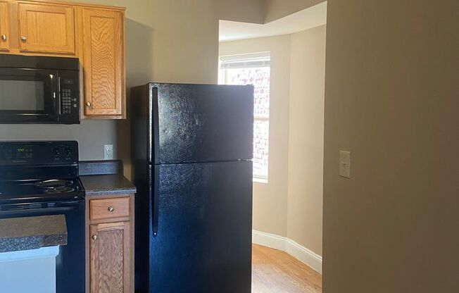 1 bed, 1 bath, 476 sqft, $900, Unit Apt. C (Top Left)