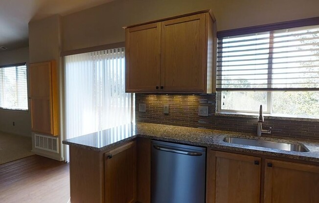 2 beds, 2 baths, 1,125 sqft, $1,975, Unit N120