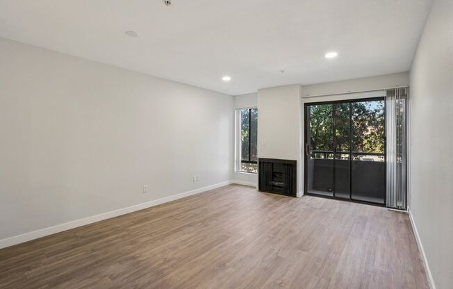 1 bed, 1 bath, 700 sqft, $1,648, Unit 107