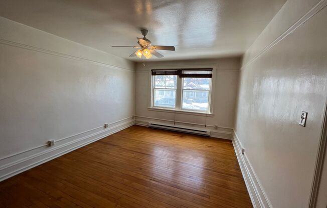 1 bed, 1 bath, 662 sqft, $1,175, Unit A31