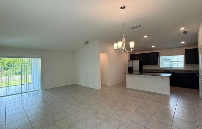 Beautifully Maintained 3-Bedroom, 2-Bath Home in the Desirable Preservation Pointe Community.