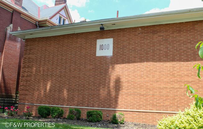 1000 & 1002 Bryden Rd.
