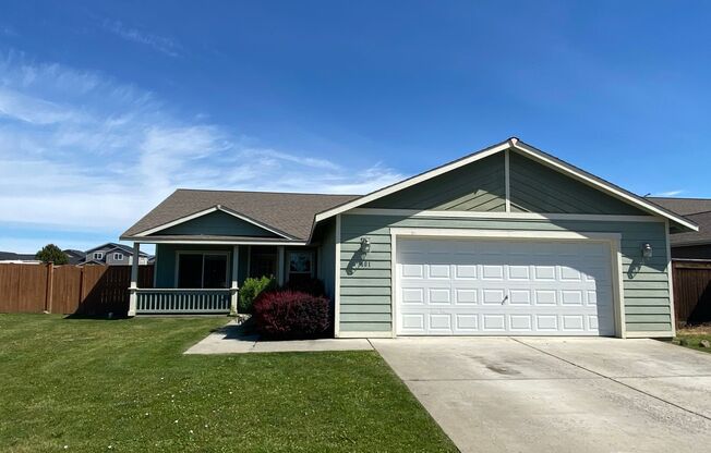 4 Bed, 2 Bath Home!
