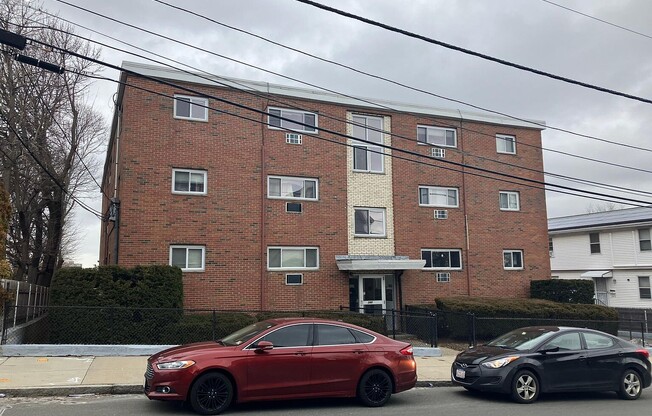 240 BELMONT ST