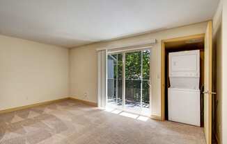 Asbury Park Living Room Apartments in Kirkland, WA