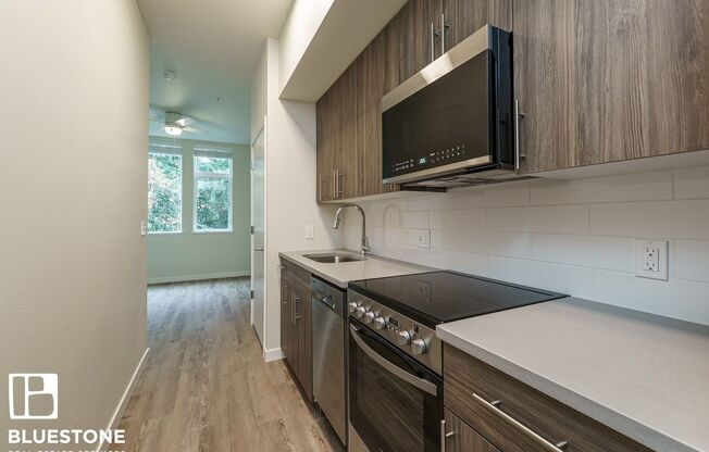 1 bed, 1 bath, 648 sqft, $1,595, Unit 202