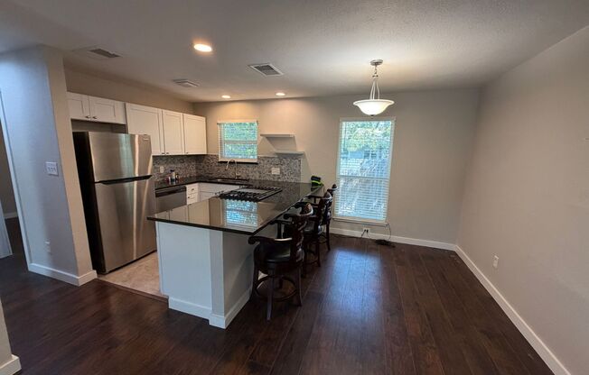 5808 Cherry Park
