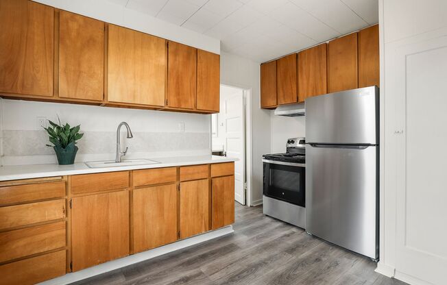 1 bed, 1 bath, 360 sqft, $1,400, Unit Unit 5