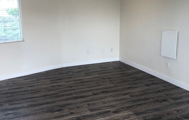 Studio, 1 bath, $1,995, Unit 208