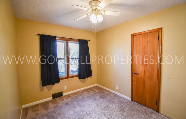 3 beds, 1 bath, $1,495