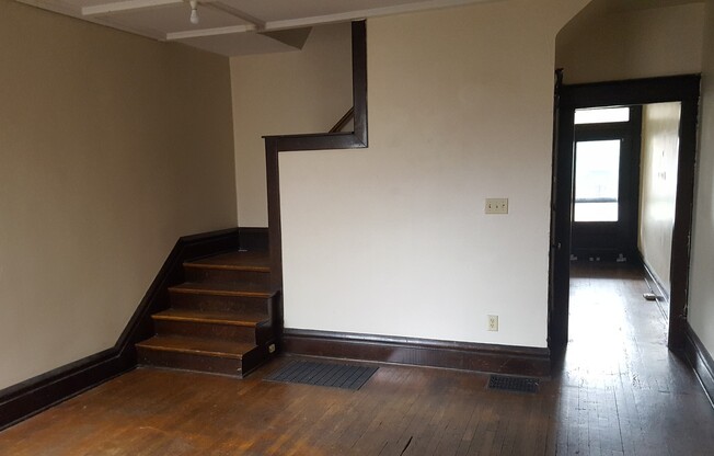 2421 N High St (OSU)